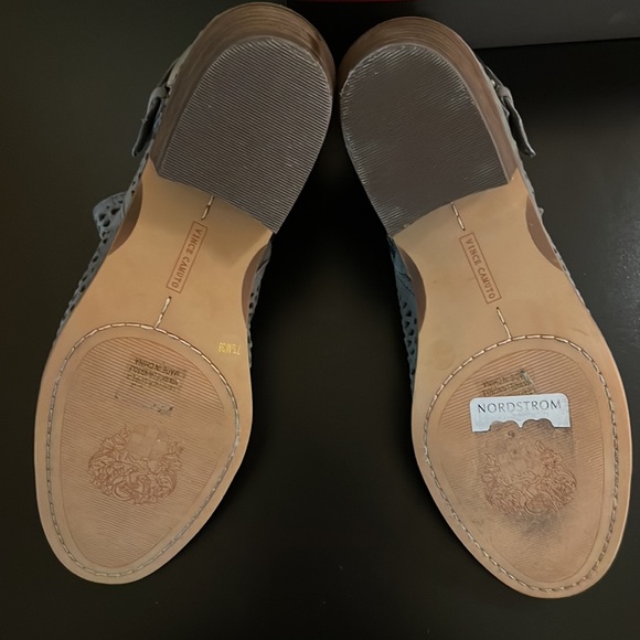 Vince Camuto Phandra suede booties (size 7.5) - Picture 5 of 6